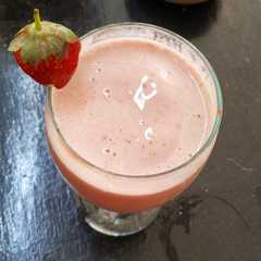 A picture of Strawberry Banana Smoothies.