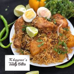 A picture of Chicken Biryani.