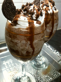 A picture of OREO MILK SHAKE 🍵.