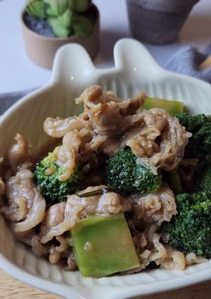 Foto resep Brokoli siram daging