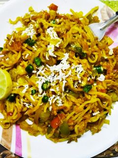 नूडल्स राइस (Noodles Rice Recipe In Hindi) रेसिपी मुख्य फोटो