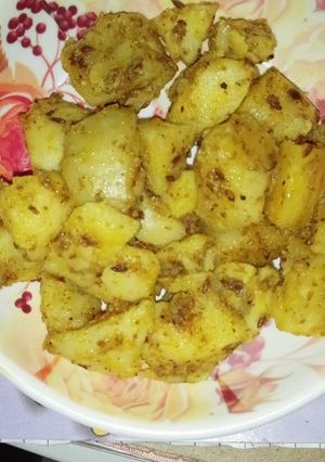 A picture of Chatpata aloo.