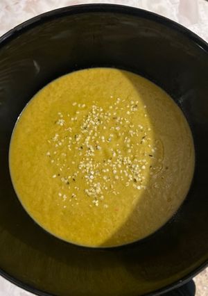 Una foto de Crema de cilantro