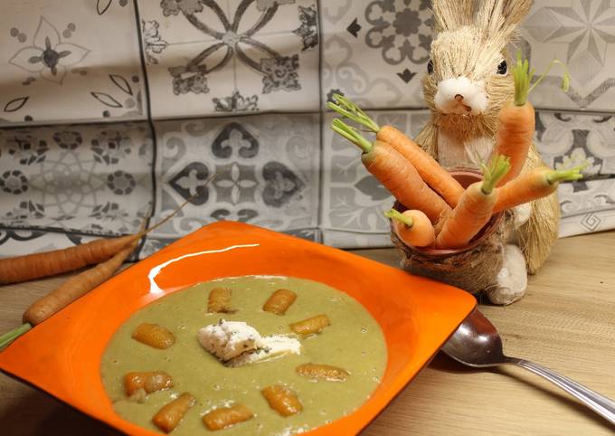 Potage crêmeux de Carottes et Fanes