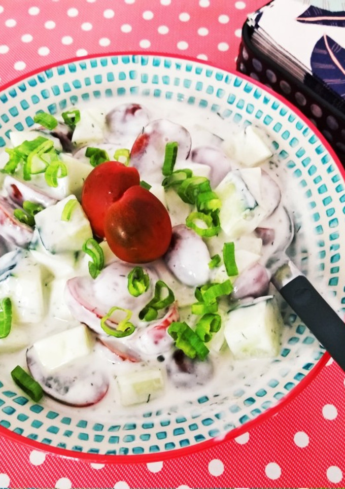 Una foto de Ensalada Tzaziki