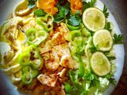 Une photo de citron menthe, gingembre