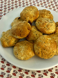 Una foto de Bolitas de pan de aprovechamiento en Airfryer