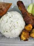 Nasi ayam penyet