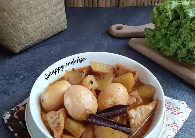 Semur Kentang Telur Tahu