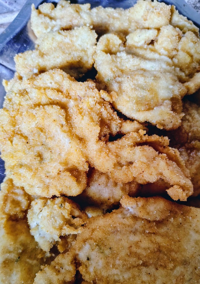 Una foto de Filetes de pollo empanados 🐔🐔