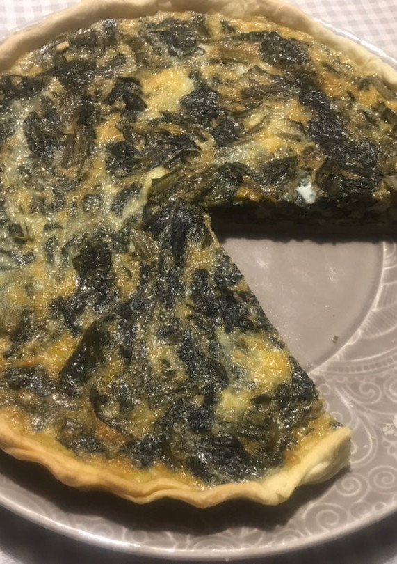 Una foto de Quiche verde de acelgas