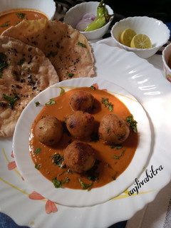 रेस्टोरेंट स्टाइल मलाई कोफ्ता (restaurant style malai kofta recipe in Hindi) रेसिपी मुख्य फोटो