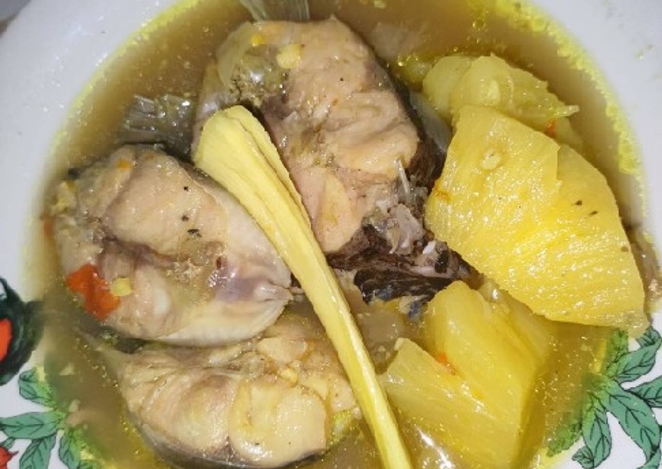 Asam pedas nanas ikan baung