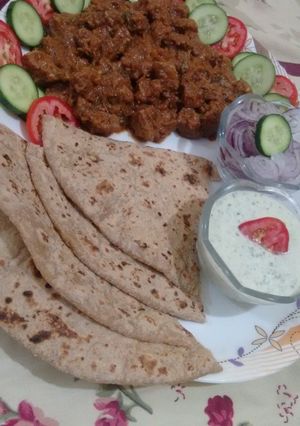 A picture of Masala Boti platter.