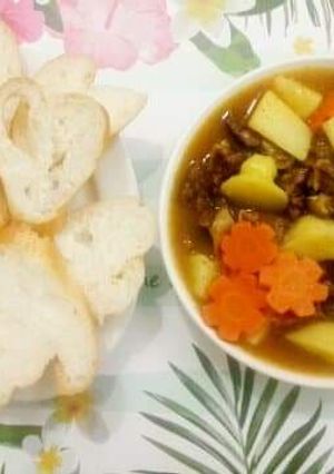 Hình của món Bò sốt vang.