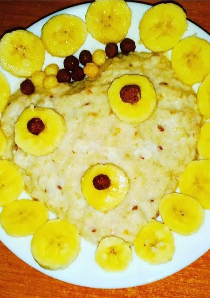 Утренняя каша овсяная с бананом и кефиром