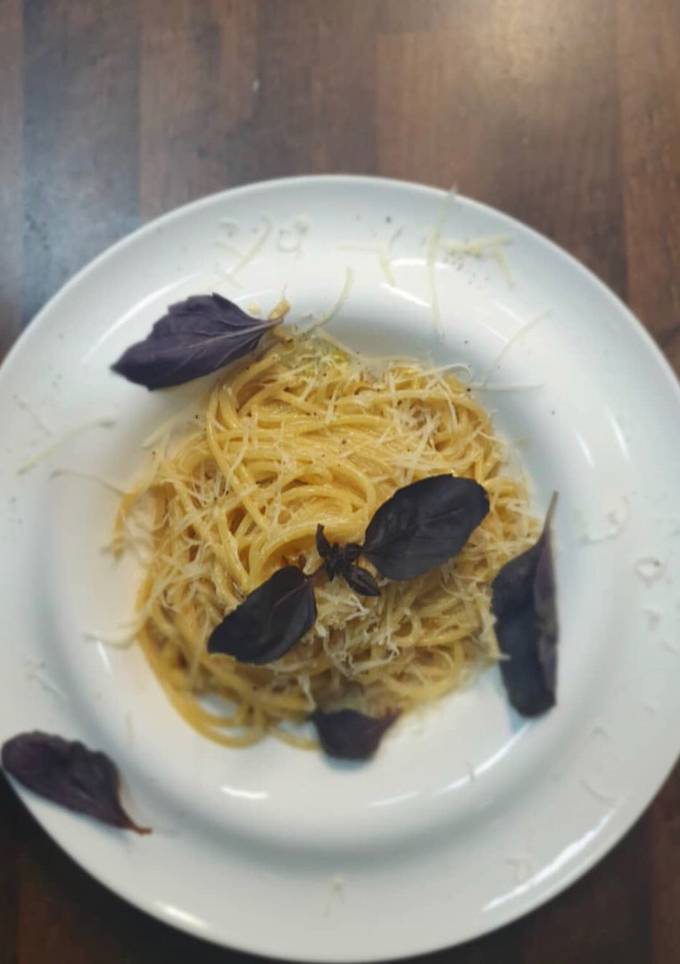 Спагетти 🍝 с пармезаном