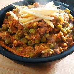 A picture of Matar mushroom bharta.