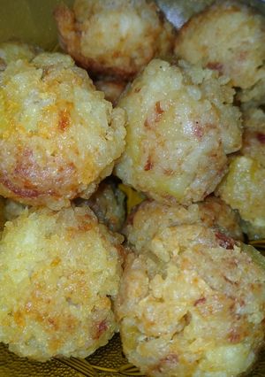 Foto resep BOLA-BOLA NASI (Cocok buat bekal anak Sekolah)