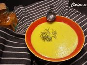 Une photo de curcuma safran