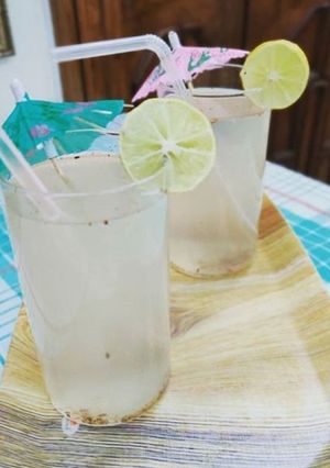 A picture of Lemonade.