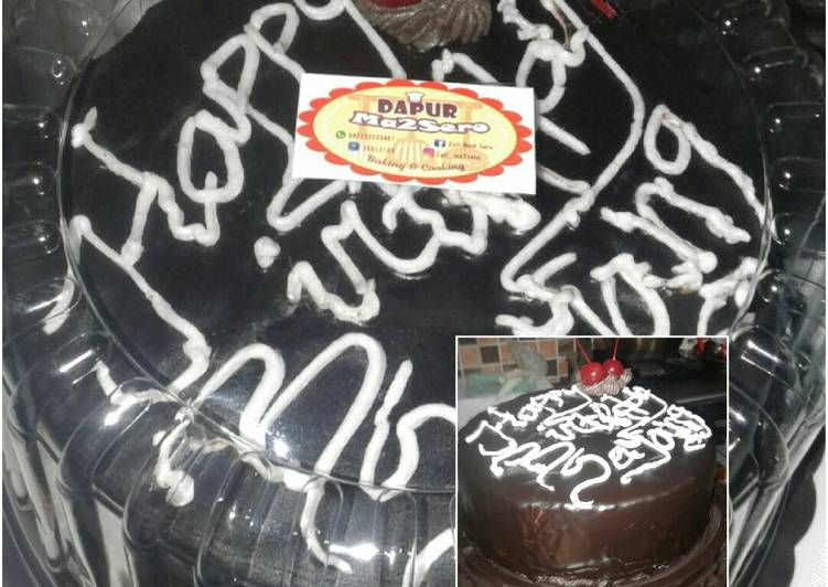 Cake ulang tahun mudah (rainbow cake siram coklat)