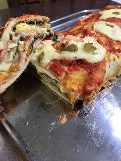 Una foto de Pizza rellena