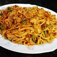A picture of Chicken Chowmein.