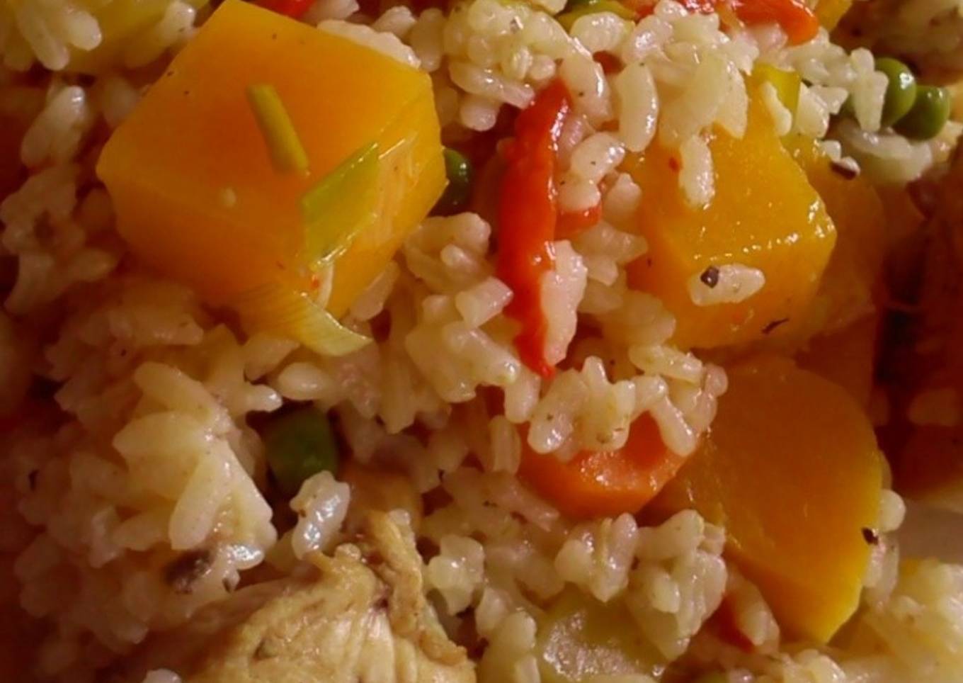 Arroz con pollo y auyama (calabaza)