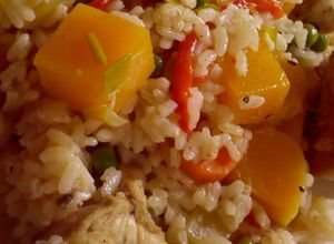 Una foto de Arroz con pollo y auyama (calabaza)