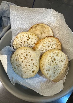 A picture of British Crumpets - WOOOOOWWWWW :P.