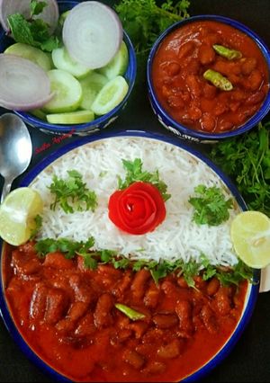 पंजाबी राजमा मसाला (Punjabi Rajma Masala recipe in hindi) रेसिपी मुख्य फोटो