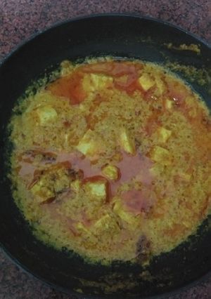 A picture of Shahi paneer.