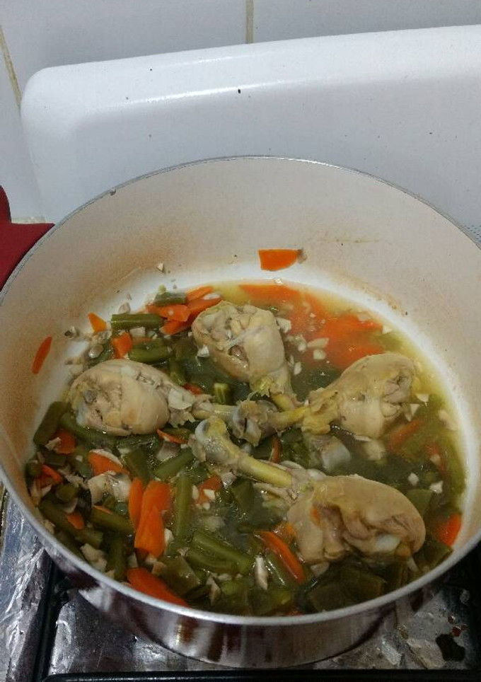 Una foto de Estofado de pollo a la mexicana