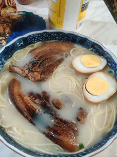 A picture of Torched Chashu (チャーシュー) and Aji Tamago (味卵).