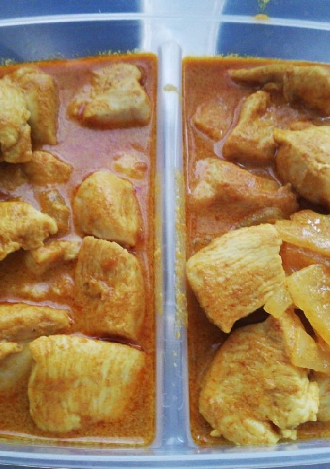 Una foto de Pollo al curry