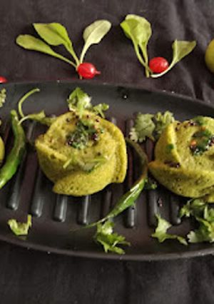 A picture of Spinach dhokla.