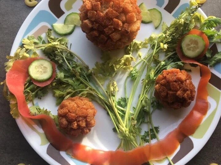 Easy Steps to Prepare Recipe Chicky Mac Crouton Balls Stuffed With Cheese that is Delicious, So Delicious}