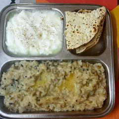 A picture of Sindhi Khichdi.