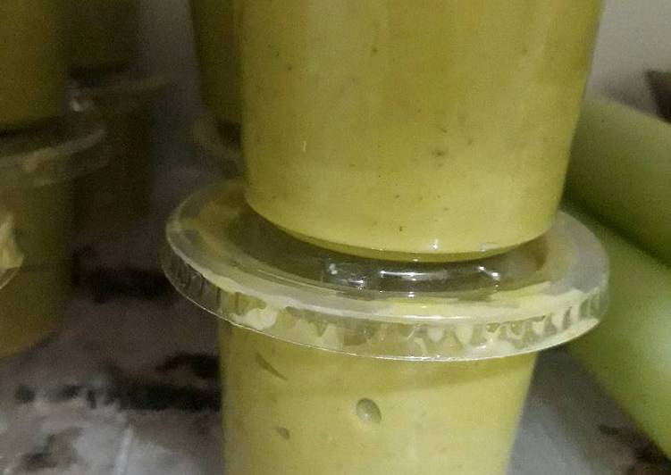 Cara Gampang Menyiapkan Ice cream avocado creamy Tanpa SP yang Enak