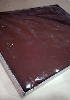 صورة لوصفة كيكة بذوق شوكولاتة 🍫 مع صلصة جديدة "الصلصة 3"