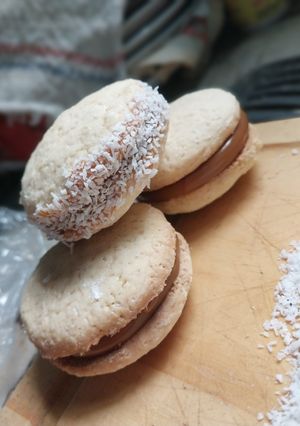 Una foto de ALFAJORES DE MAIZENA ♡