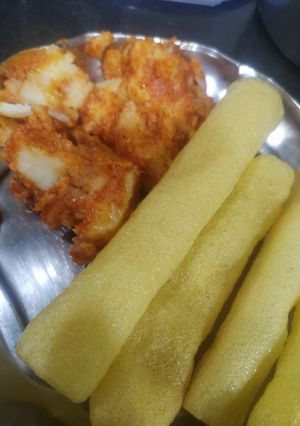 લસણીયા ભૂંગળા બટાકા (Lasaniya Bhungra Bataka Recipe In Gujarati) રેસીપી મુખ્ય ફોટો