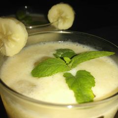 Mint banana milkshake A picture of Mint banana milkshake.