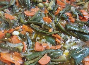 Una foto de Rajas de chiles jalapeños en vinagre