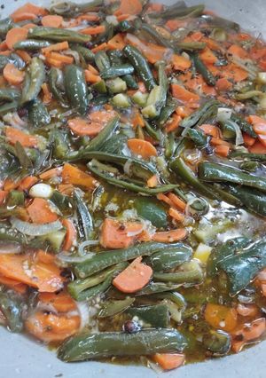 Una foto de Rajas de chiles jalapeños en vinagre