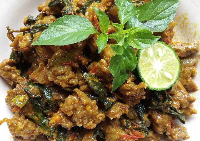 Daging Tinoransak Khas Manado đ