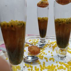 A picture of Ragda pani puri.