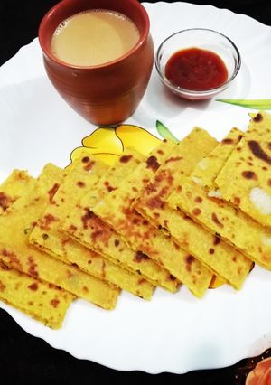 मक्का के आटे के भरवा पराठा रेसिपी मुख्य फोटो