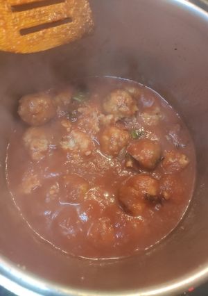 Una foto de Albóndigas con tomate🍅🍅